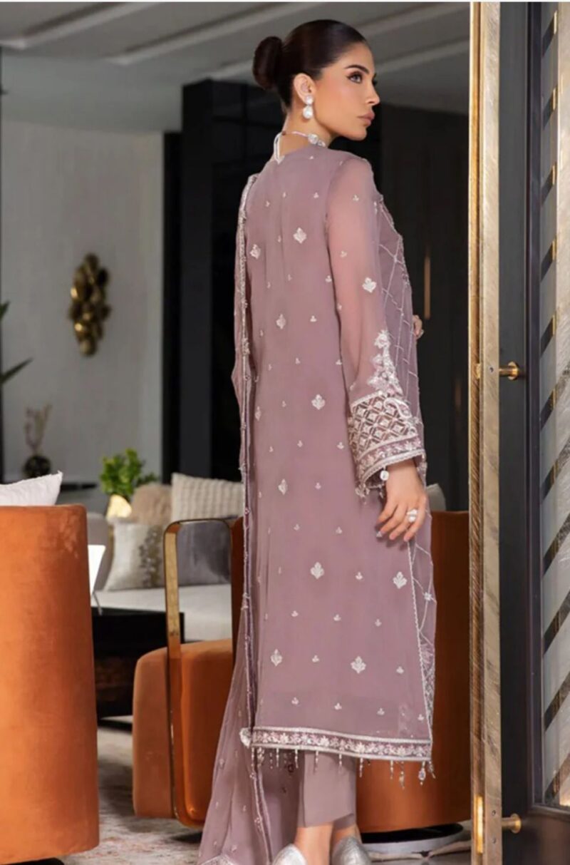 Pakistan Suits - Image 3