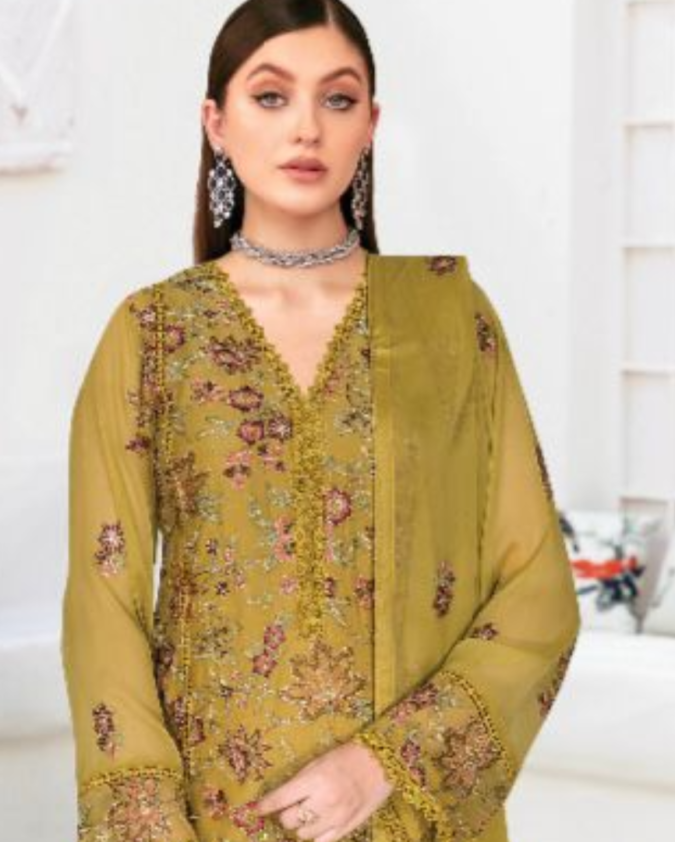 Pakistan Suits